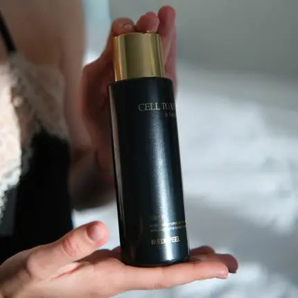 MEDIPEEL Cell Toxing Dermajours Toner: Омолоджувальний тонер